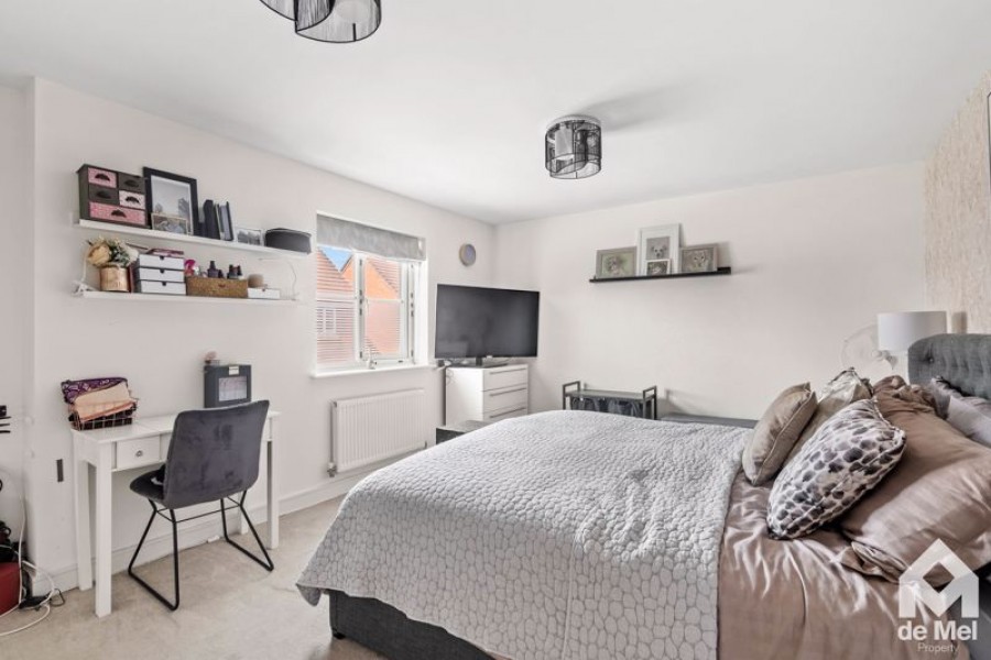 Images for Court Farm Close, Pamington, Tewkesbury