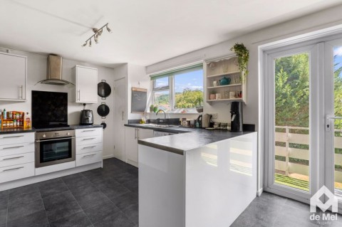 View Full Details for Finchcroft Court, Prestbury, Cheltenham - EAID:deMelProperty, BID:de Mel Property