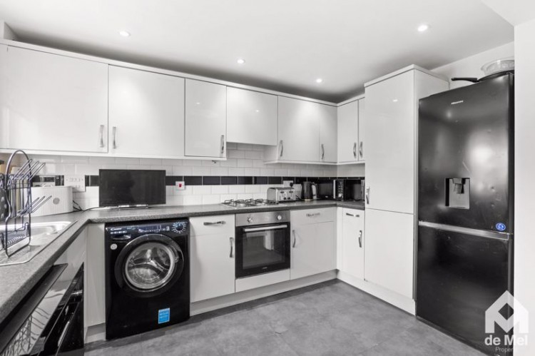 Images for Hanson Gardens, Bishops Cleeve, Cheltenham, GL52