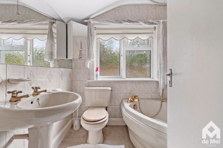 Images for New Road, Southam, Cheltenham, GL52