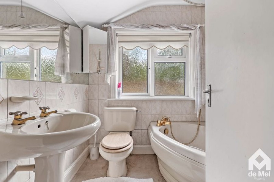 Images for New Road, Southam, Cheltenham, GL52