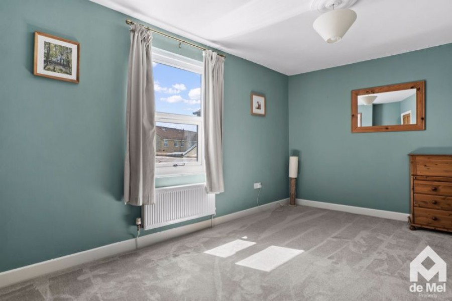 Images for Naunton Crescent, Cheltenham