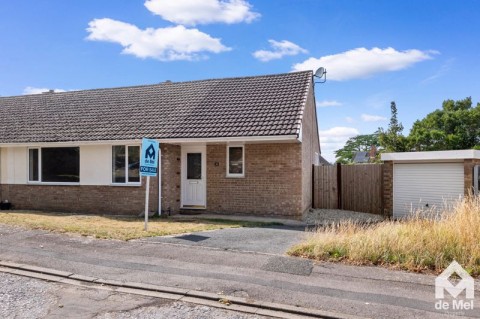 View Full Details for Lawn Crescent, Shurdington, Gloucestershire, GL51 - EAID:deMelProperty, BID:de Mel Property