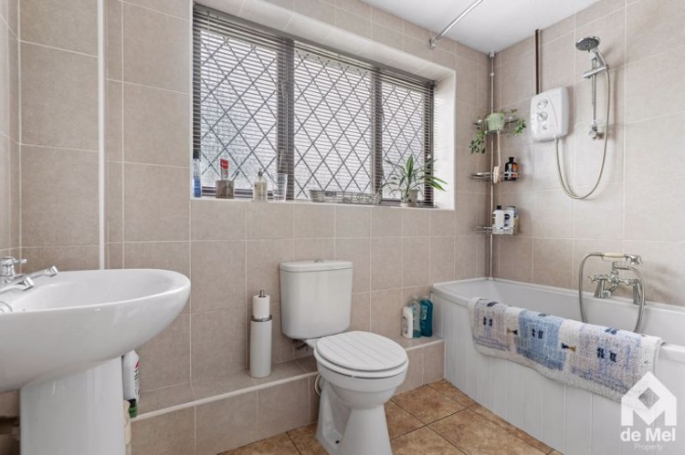 Images for Rathmore Close, Winchcombe, Gloucestershire, GL54