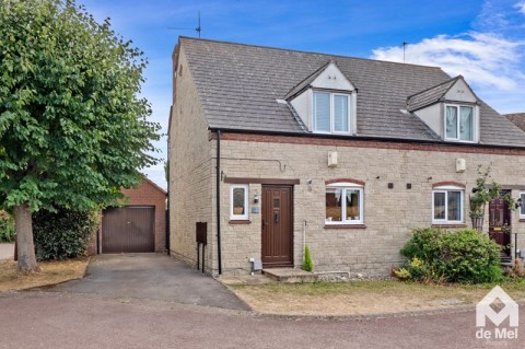 View Full Details for Huxley Way, Bishops Cleeve, Cheltenham, GL52 - EAID:deMelProperty, BID:de Mel Property