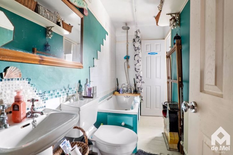Images for Barnmeadow Road, Winchcombe