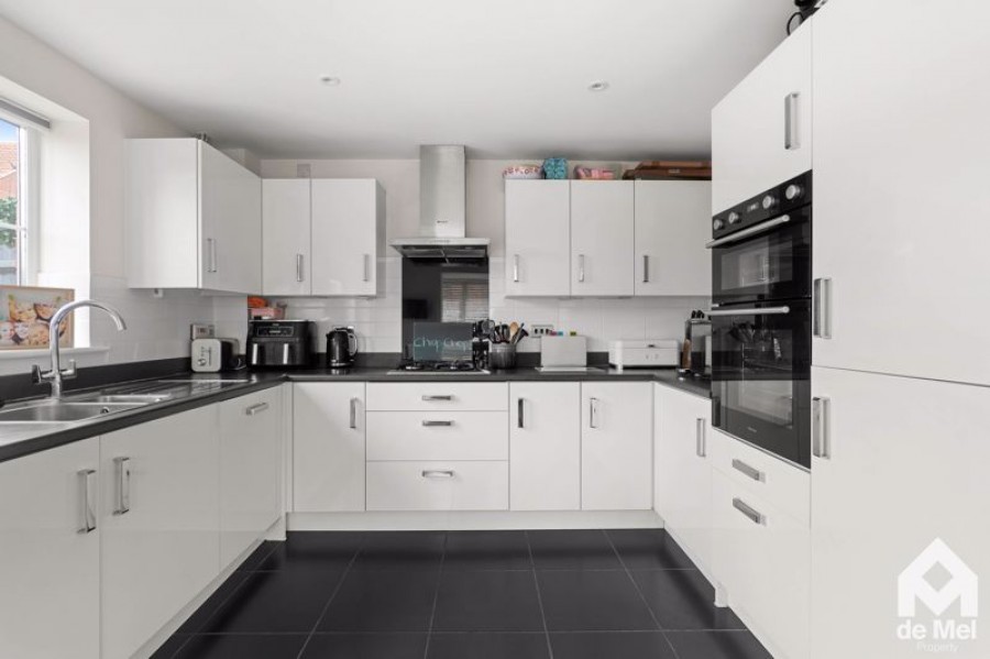 Images for Tawny Close, Bishops Cleeve, Cheltenham, GL52