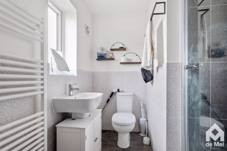 Images for Sapphire Road, Bishops Cleeve, Cheltenham, GL52