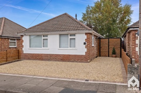View Full Details for Strickland Road, Cheltenham, Gloucestershire, GL52 - EAID:deMelProperty, BID:de Mel Property