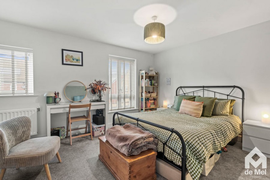 Images for Plough Square, Bishops Cleeve, Cheltenham, Gloucestershire, GL52