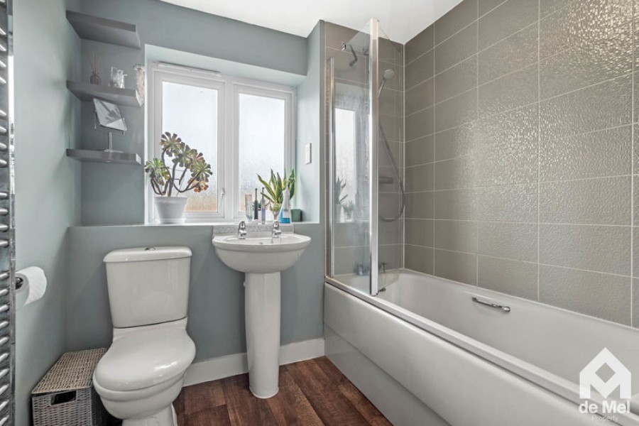 Images for Plough Square, Bishops Cleeve, Cheltenham, Gloucestershire, GL52