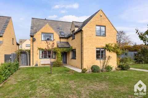 View Full Details for Stow Road, Toddington, Gloucestershire, GL54 - EAID:deMelProperty, BID:de Mel Winchcombe