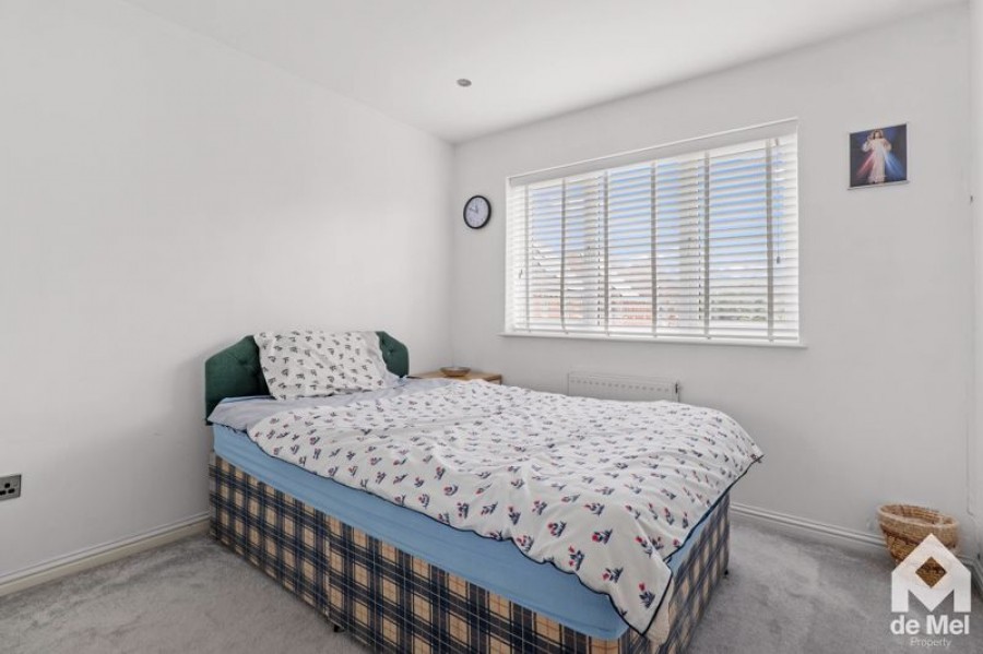 Images for Hanson Gardens, Bishops Cleeve, Cheltenham, GL52