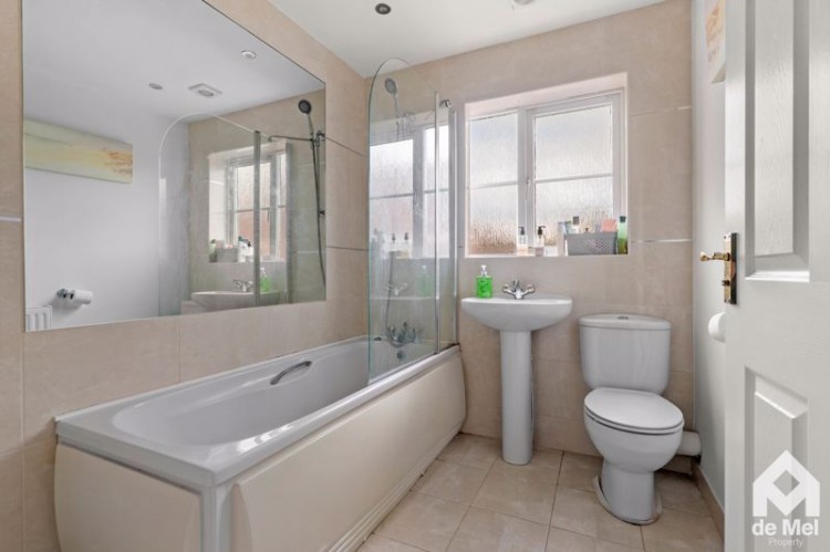 Images for Hanson Gardens, Bishops Cleeve, Cheltenham, GL52