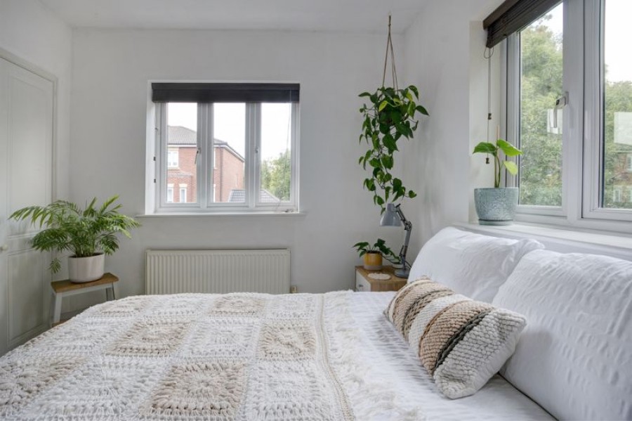 Images for Sir Charles Irving Close, Cheltenham