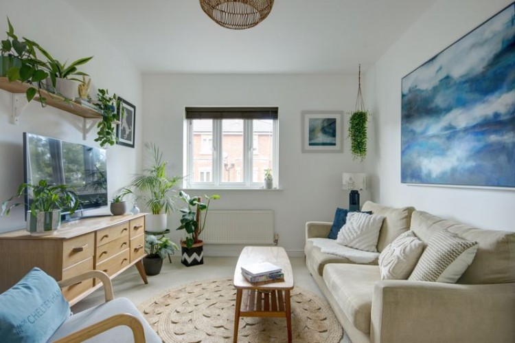 Images for Sir Charles Irving Close, Cheltenham