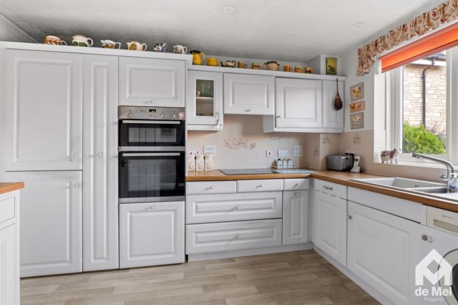 Images for Gilders Paddock, Bishops Cleeve, Cheltenham, GL52