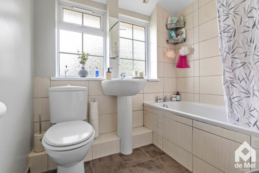Images for Courtiers Drive, Bishops Cleeve, Cheltenham