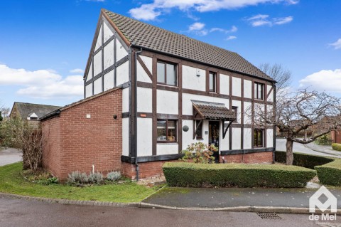 View Full Details for Huxley Way, Bishops Cleeve, Cheltenham, Gloucestershire, GL52 - EAID:deMelProperty, BID:de Mel Property