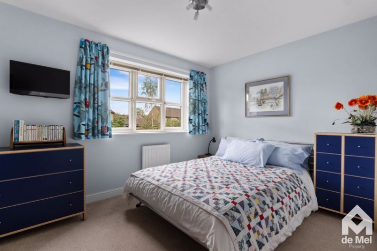 Images for The Finches, Greet