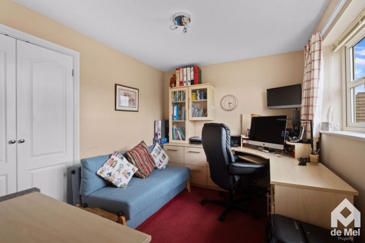 Images for The Finches, Greet