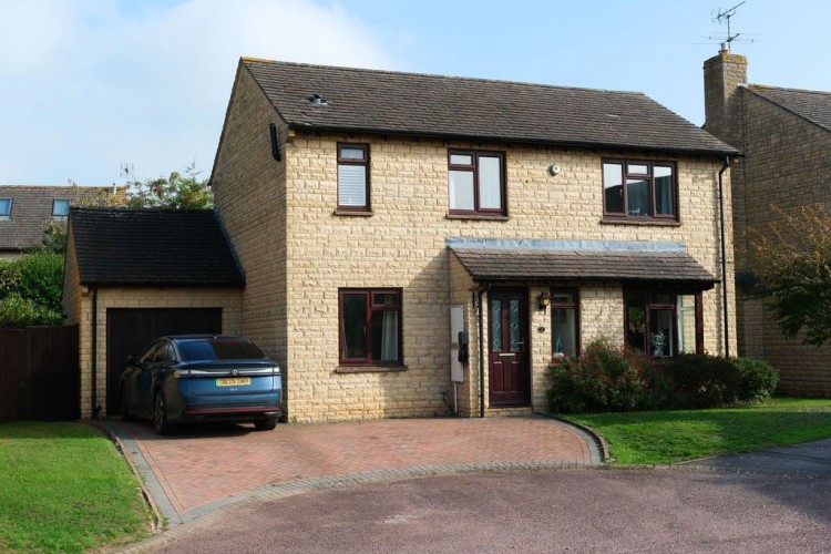 Images for Lyndhurst Close, Woodmancote, Cheltenham, GL52