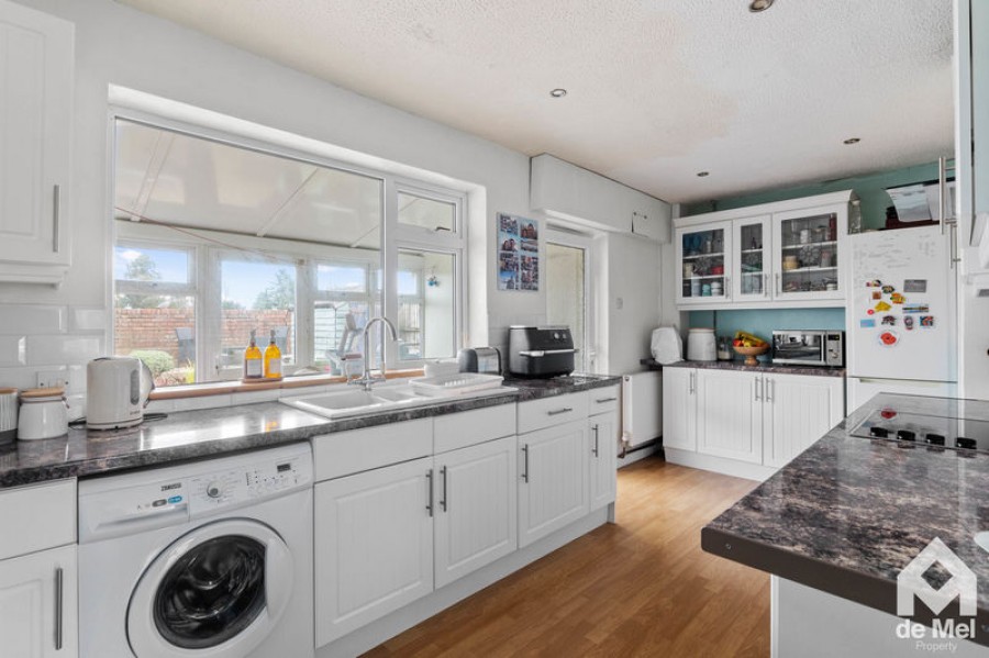 Images for Fountain Gardens, Evesham