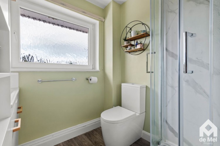 Images for Fountain Gardens, Evesham