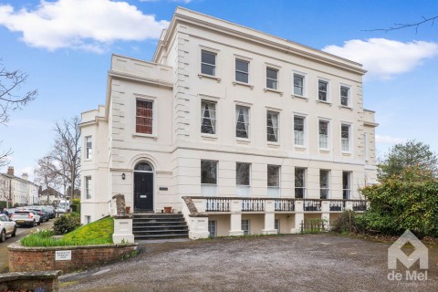 View Full Details for London Road, Cheltenham, Gloucestershire, GL52 - EAID:deMelProperty, BID:de Mel Property