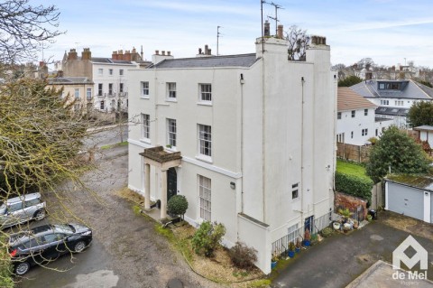 View Full Details for Montpellier Parade, Montpellier, Cheltenham, Gloucestershire, GL50 - EAID:deMelProperty, BID:de Mel Property