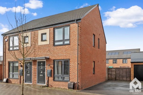 View Full Details for Amberoid Drive, Bishops Cleeve - EAID:deMelProperty, BID:de Mel Property