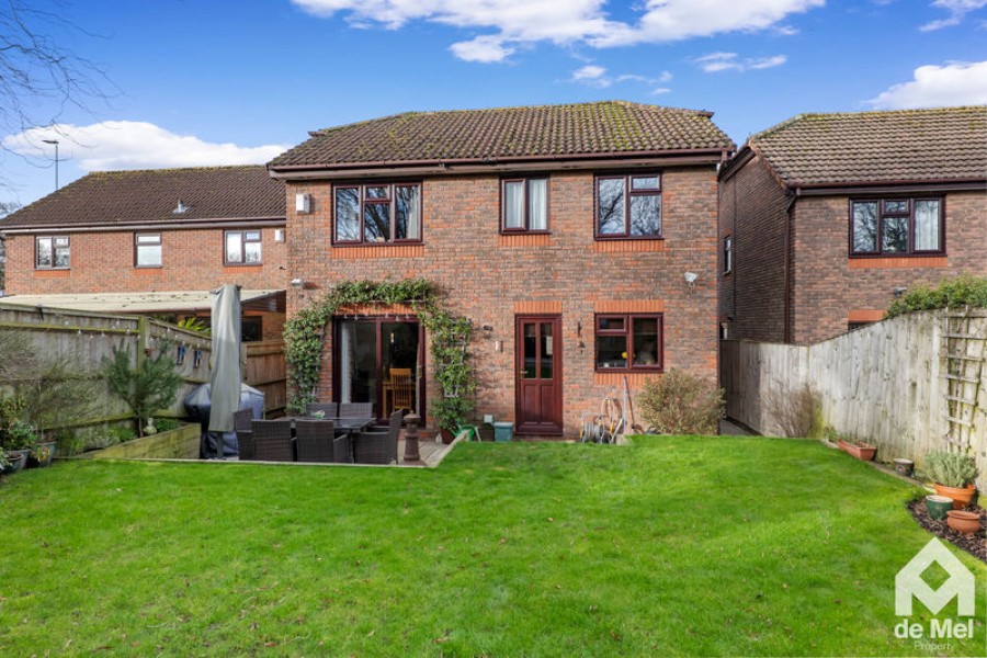 Images for Yarlington Close, Bishops Cleeve, Cheltenham, GL52