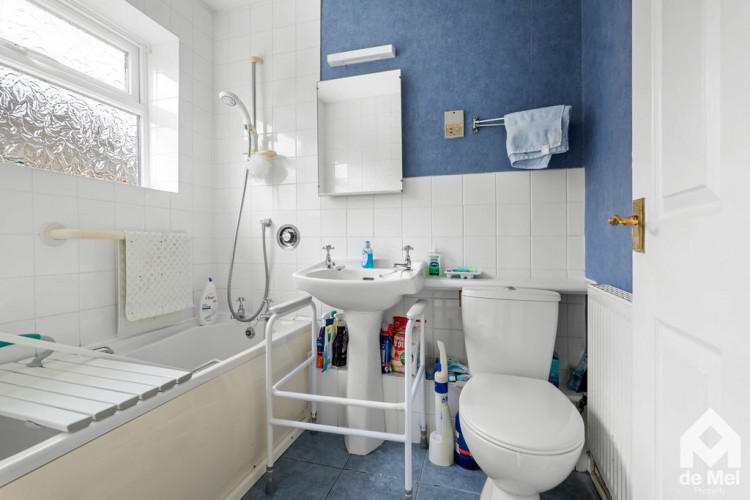 Images for Springbank Road, Cheltenham, GL51 0NH