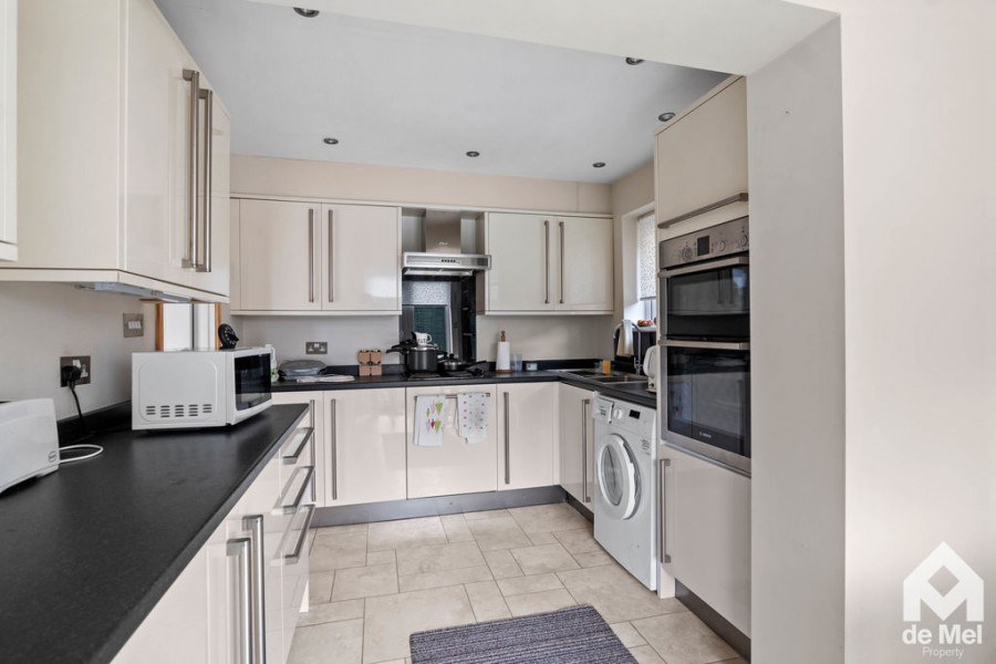Images for Selborne Road, Bishops Cleeve, Cheltenham, GL52