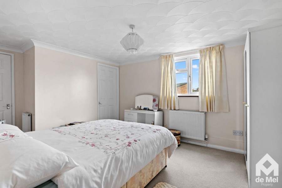 Images for Selborne Road, Bishops Cleeve, Cheltenham, GL52