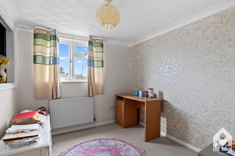 Images for Selborne Road, Bishops Cleeve, Cheltenham, GL52