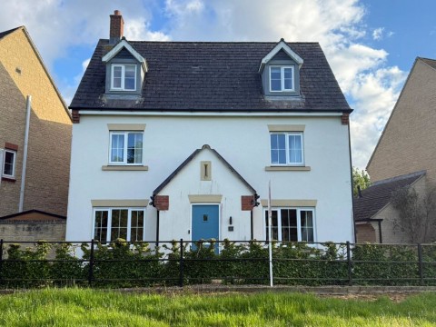 View Full Details for Butterfield Court, Bishops Cleeve, Cheltenham, GL52 - EAID:deMelProperty, BID:de Mel Property