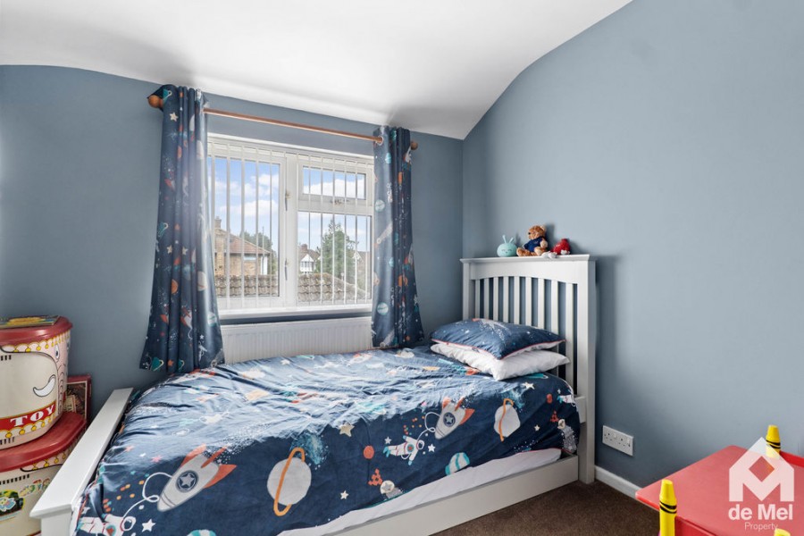 Images for 83, Snowdon Garden, Churchdown, GL3