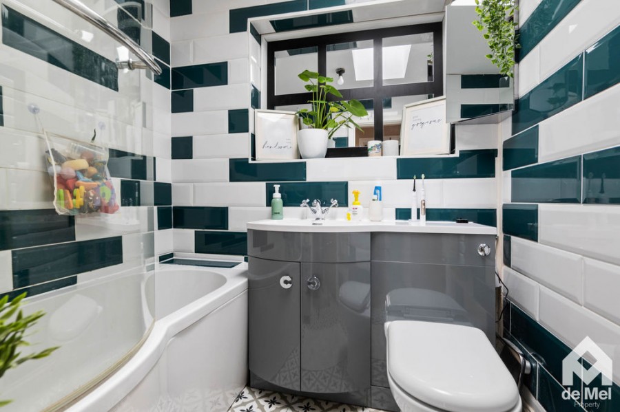 Images for Harveys Lane, Winchcombe