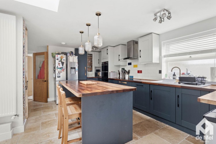 Images for Harveys Lane, Winchcombe