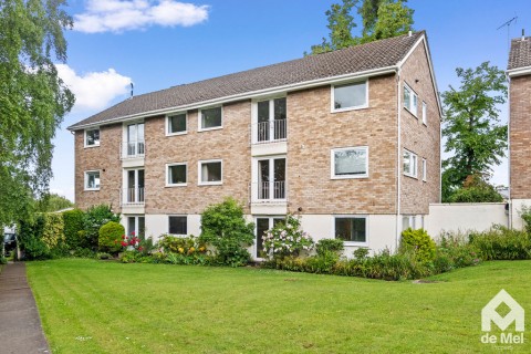 View Full Details for Oak Lodge, The Park - EAID:deMelProperty, BID:de Mel Property