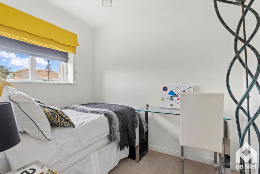 Images for Vilverie Mead, Bishops Cleeve, Cheltenham