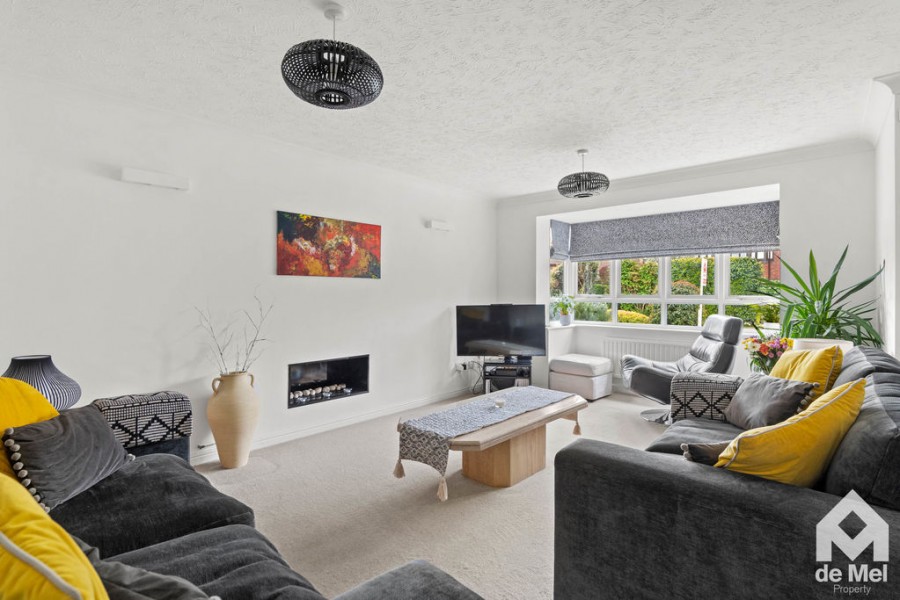 Images for Vilverie Mead, Bishops Cleeve, Cheltenham