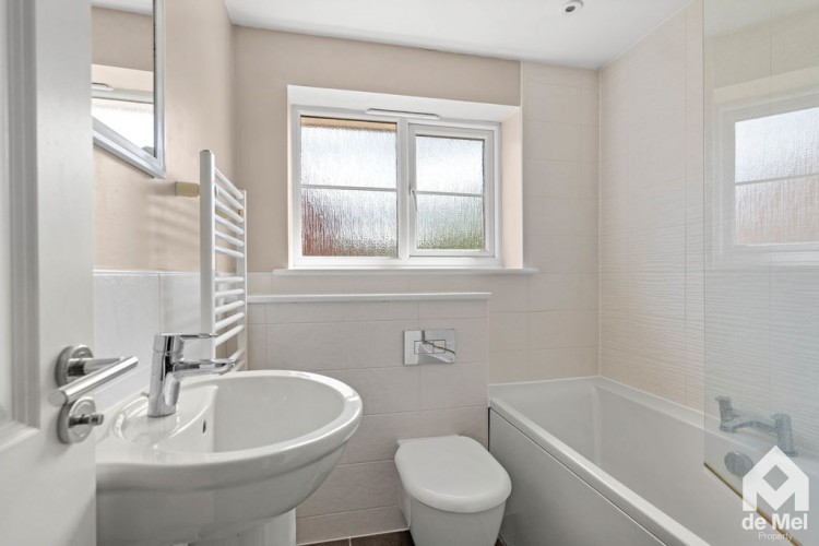 Images for Greenfinch Road, Bishops Cleeve