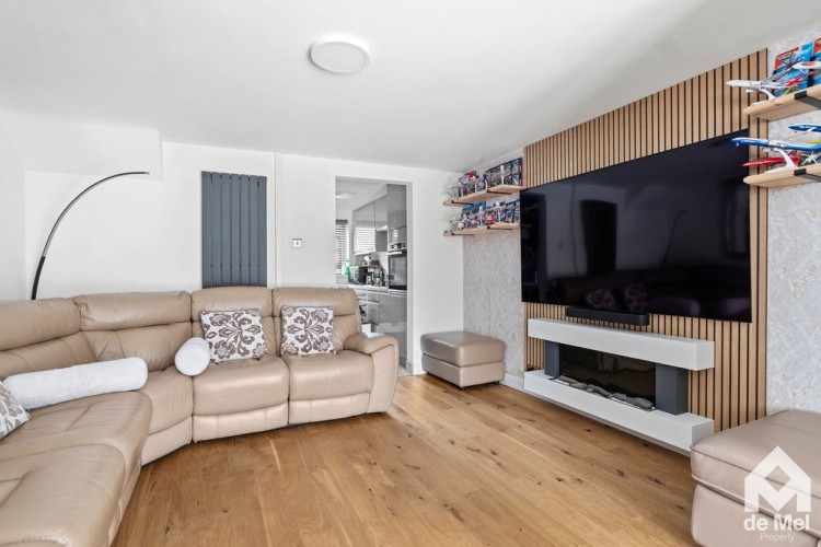 Images for Meadow Lea, Bishops Cleeve, Cheltenham