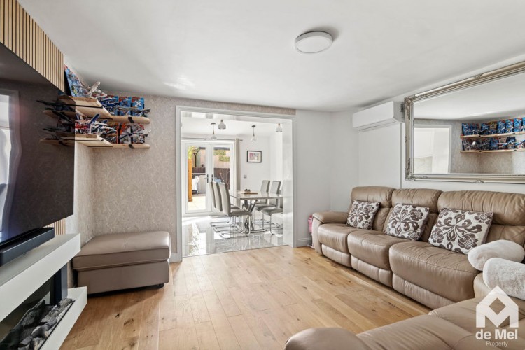 Images for Meadow Lea, Bishops Cleeve, Cheltenham