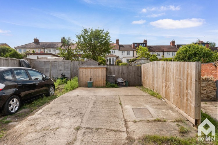 Images for Guestriss Cottages, Swindon Lane, Cheltenham, Gloucestershire, GL50