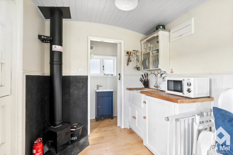 Images for Station Cottages, Toddington