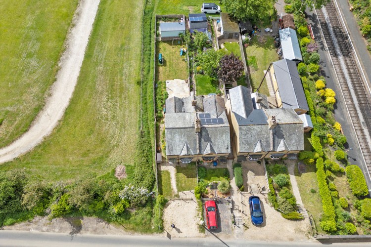 Images for Station Cottages, Toddington