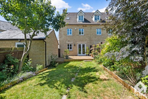 View Full Details for Willett Gardens, Winchcombe - EAID:deMelProperty, BID:de Mel Winchcombe